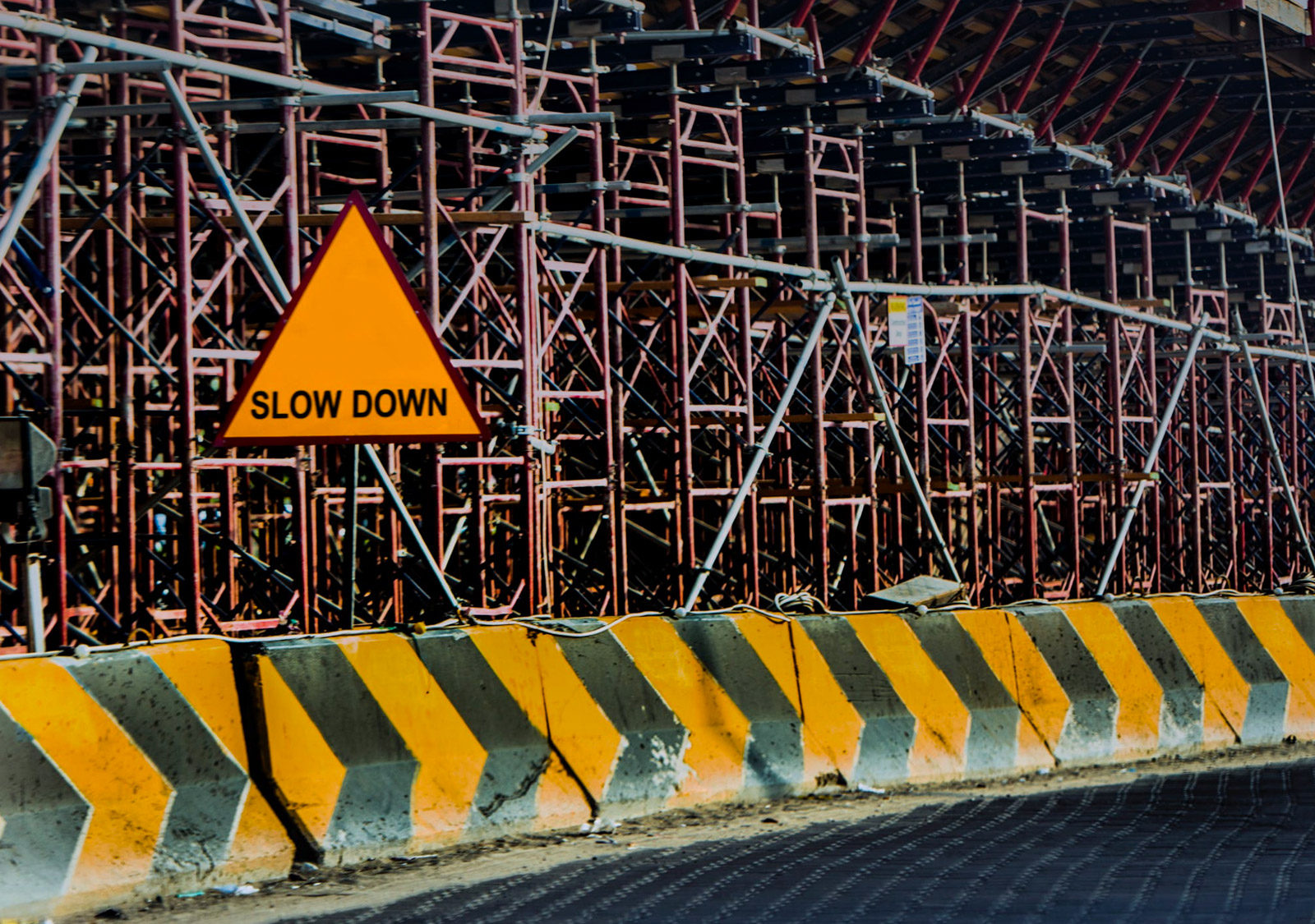 How project managers can mitigate risk in their projects