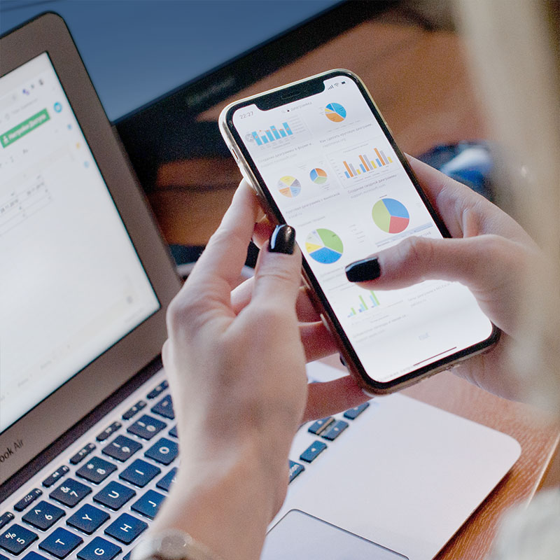 Commerce-Insights-Intelligence-SM